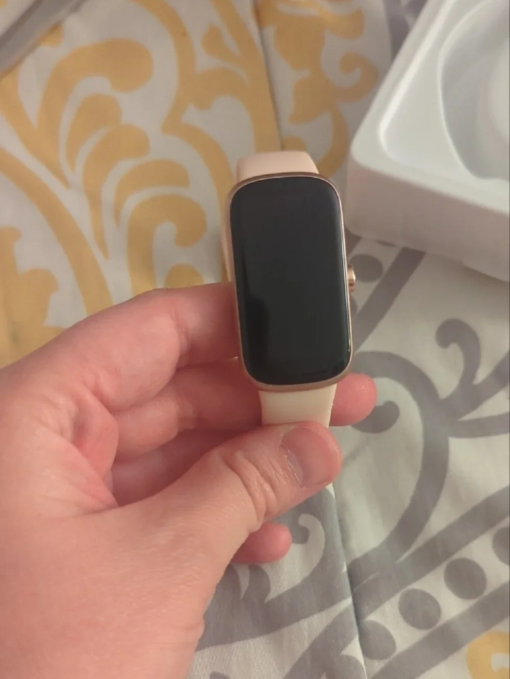 Rose Gold Smartwatch with Pink Strap - Sleek Everyday Wearable